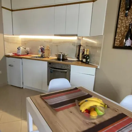 Arol Apartment, Daire *