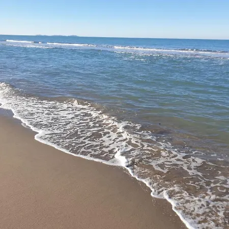 Daire Arol Apartment, Golem (Tirana)